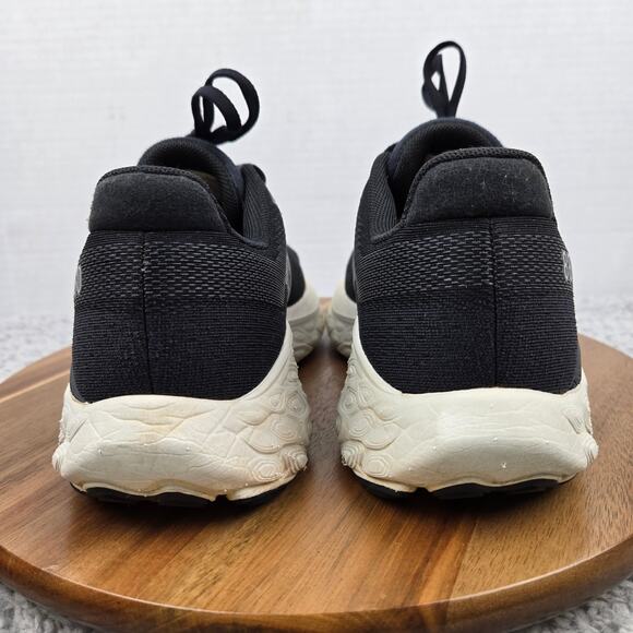 New Balance Women 9B Fresh Foam X 880v14 Black White Daily Gym Road Running Shoe - Picture 2 of 13